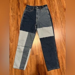 NWT Hollister ultra high rise mom jeans